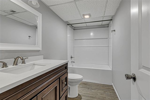 428 24th Avenue N, Saint Cloud, MN 56303