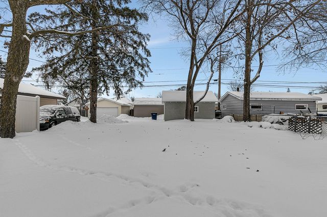 428 24th Avenue N, Saint Cloud, MN 56303