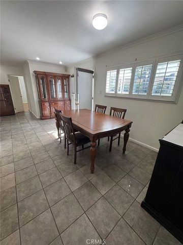 1965 S El Molino, San Marino, CA 91108