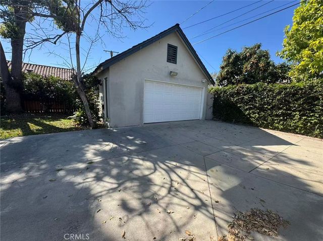 1965 S El Molino, San Marino, CA 91108