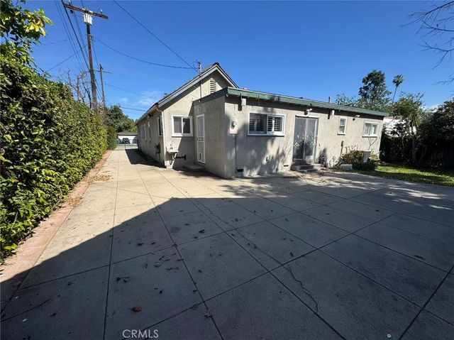 1965 S El Molino, San Marino, CA 91108