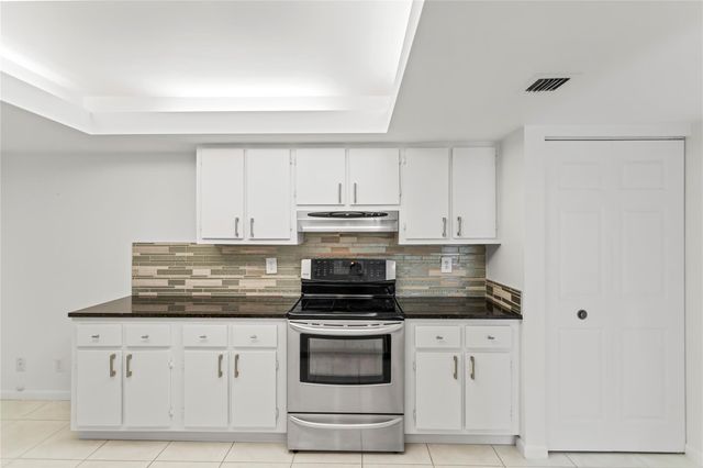 2455 LINDELL Boulevard 3210, Delray Beach, FL 33444