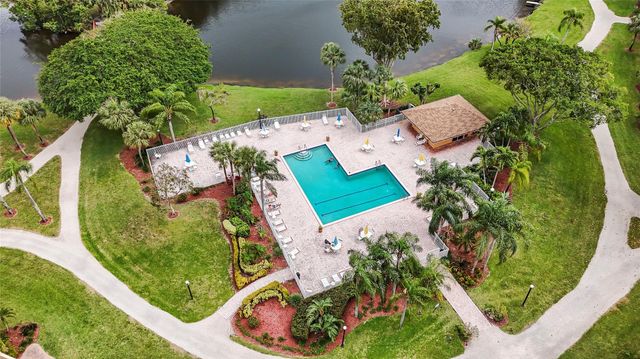 2455 LINDELL Boulevard 3210, Delray Beach, FL 33444