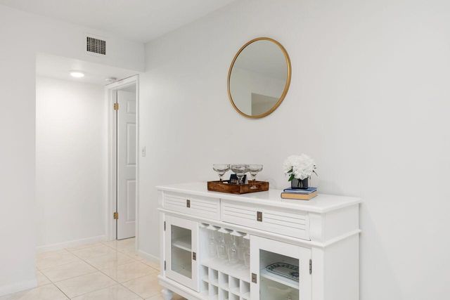 2455 LINDELL Boulevard 3210, Delray Beach, FL 33444