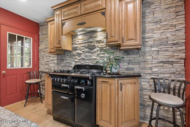 184 Friendship Road, Howell, NJ 07731