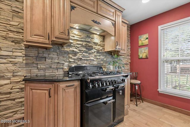 184 Friendship Road, Howell, NJ 07731