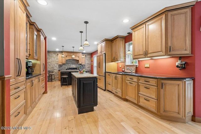 184 Friendship Road, Howell, NJ 07731