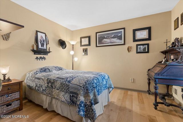 184 Friendship Road, Howell, NJ 07731
