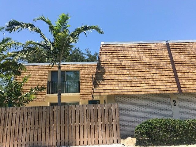 1170 6th Avenue 2D, Vero Beach, FL 32960
