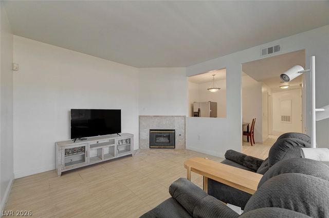 5250 South Rainbow Boulevard 1048, Las Vegas, NV 89118