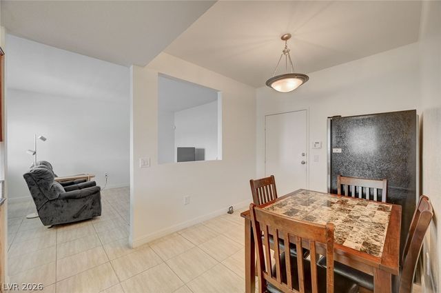 5250 South Rainbow Boulevard 1048, Las Vegas, NV 89118