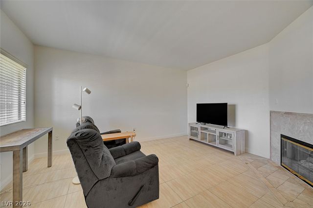 5250 South Rainbow Boulevard 1048, Las Vegas, NV 89118