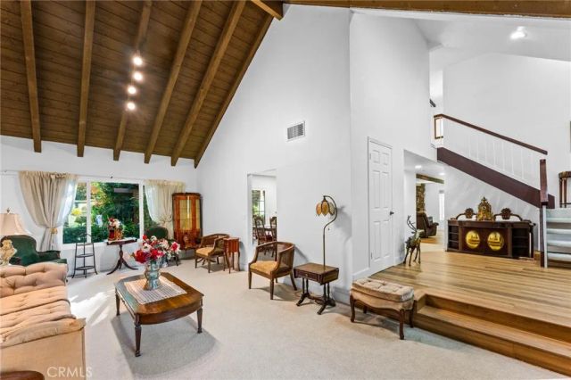 176 E Blue Mountain, Claremont, CA 91711