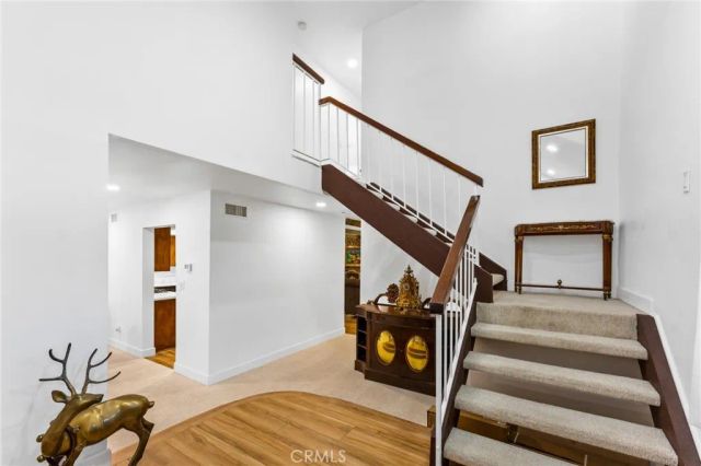 176 E Blue Mountain, Claremont, CA 91711