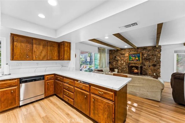 176 E Blue Mountain, Claremont, CA 91711