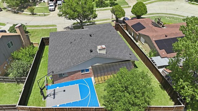 2117 Via Estrada, Carrollton, TX 75006