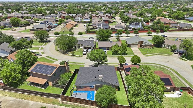 2117 Via Estrada, Carrollton, TX 75006
