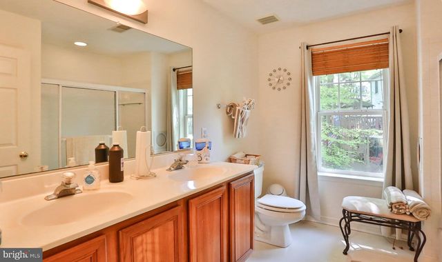 15979 COVE LN, Dumfries, VA 22025