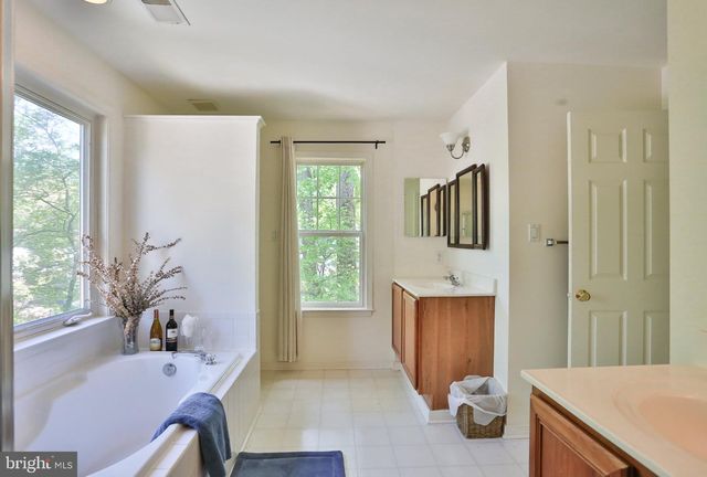 15979 COVE LN, Dumfries, VA 22025