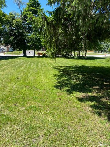 14295 Reeck Road, Southgate, MI 48195