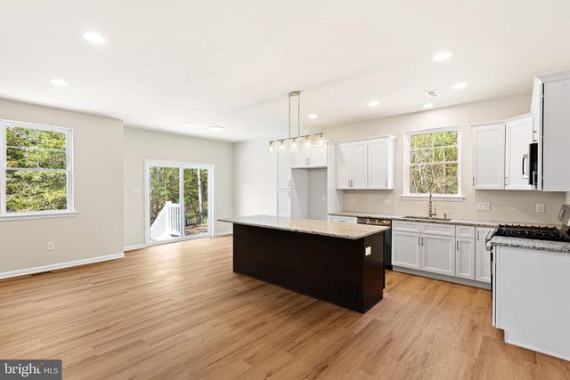 803 VICK ST, Cape May Court House, NJ 08210