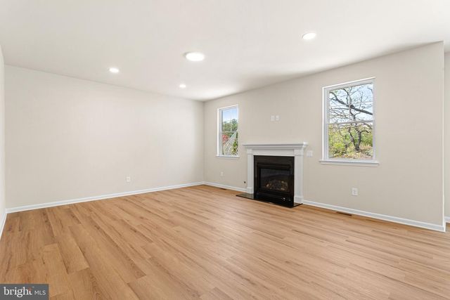 803 VICK ST, Cape May Court House, NJ 08210