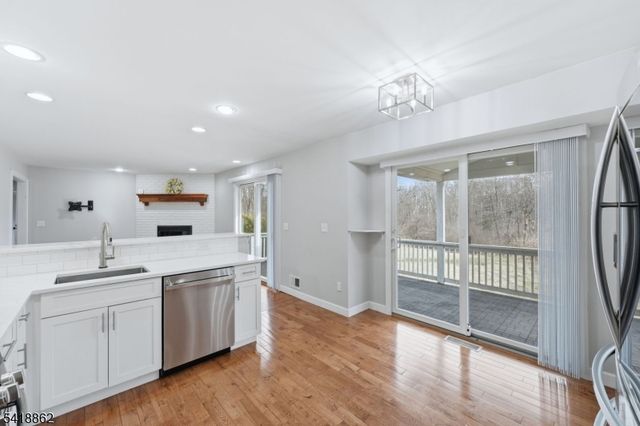 4 Carrell Rd, Randolph Twp., NJ 07869