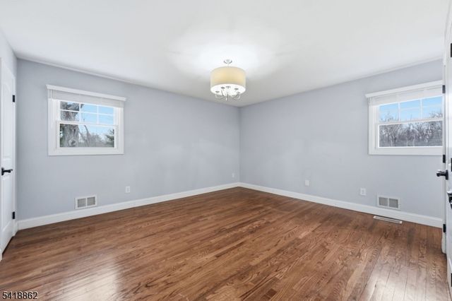 4 Carrell Rd, Randolph Twp., NJ 07869