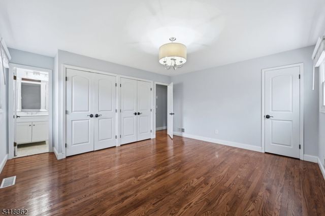 4 Carrell Rd, Randolph Twp., NJ 07869