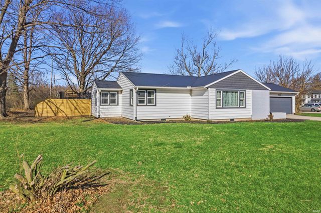 1324 S Second Street, Upland, IN 46989