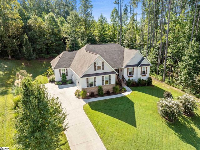 35 Pinerock Drive, Travelers Rest, SC 29690