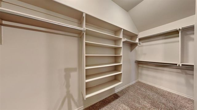725 Dusty Trail, Yukon, OK 73099