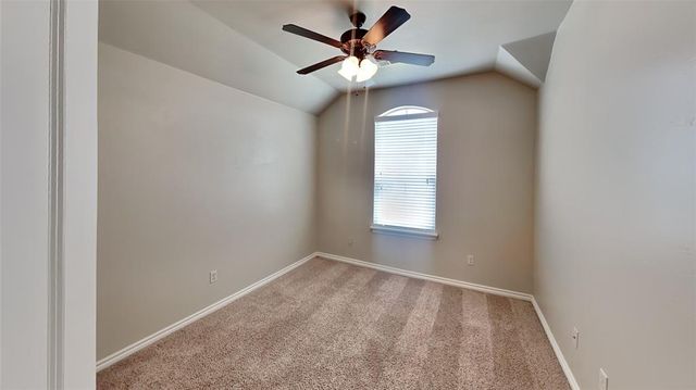 725 Dusty Trail, Yukon, OK 73099
