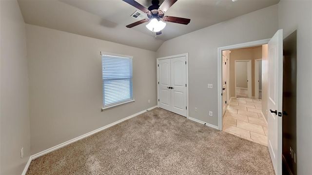 725 Dusty Trail, Yukon, OK 73099