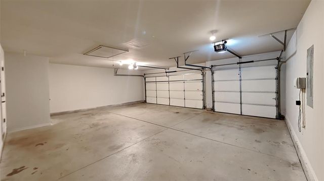 725 Dusty Trail, Yukon, OK 73099