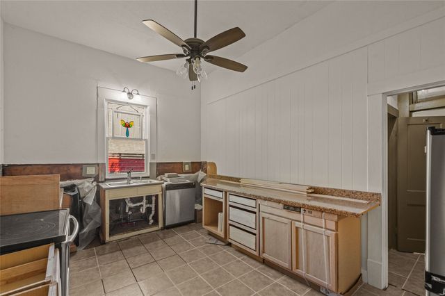 2810 Crockett Street, Greenville, TX 75401