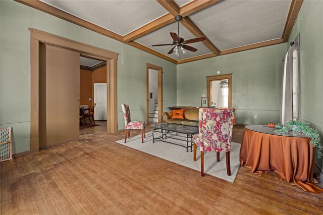 2810 Crockett Street, Greenville, TX 75401