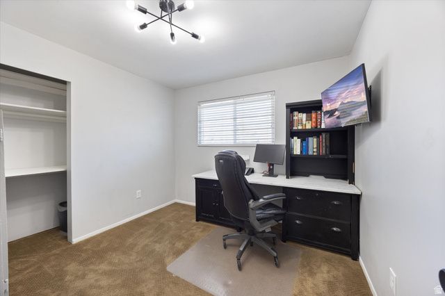 9472 S FOX HUNT DR, Sandy, UT 84092