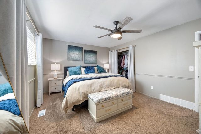 9472 S FOX HUNT DR, Sandy, UT 84092