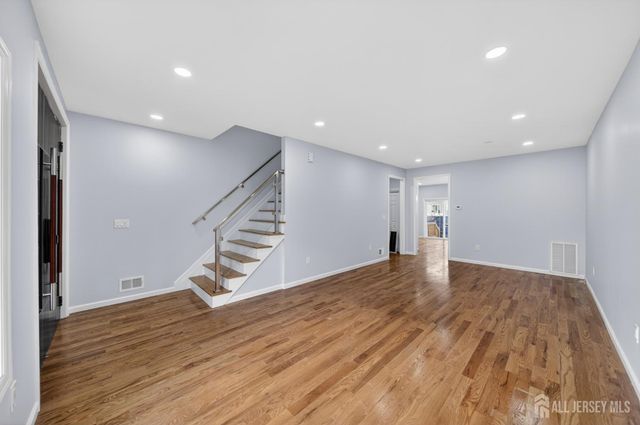 14 Hudson Street, Carteret, NJ 07008