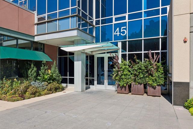 45 University Avenue SE 410, Minneapolis, MN 55414