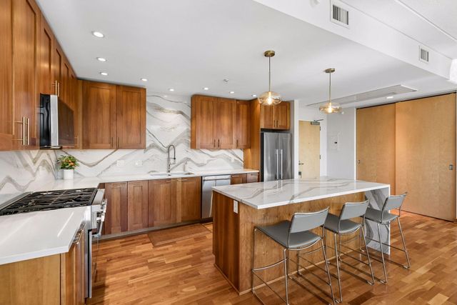 45 University Avenue SE 410, Minneapolis, MN 55414