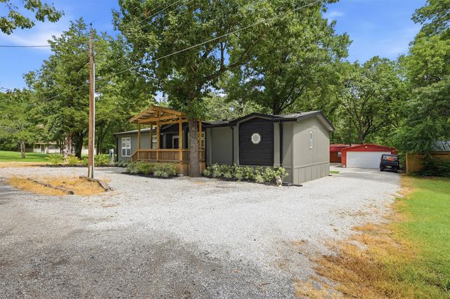 41 Missouri Avenue, Pottsboro, TX 75076