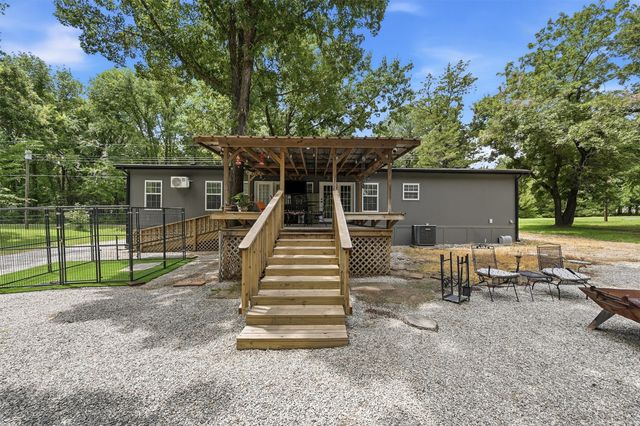 41 Missouri Avenue, Pottsboro, TX 75076