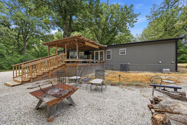 41 Missouri Avenue, Pottsboro, TX 75076