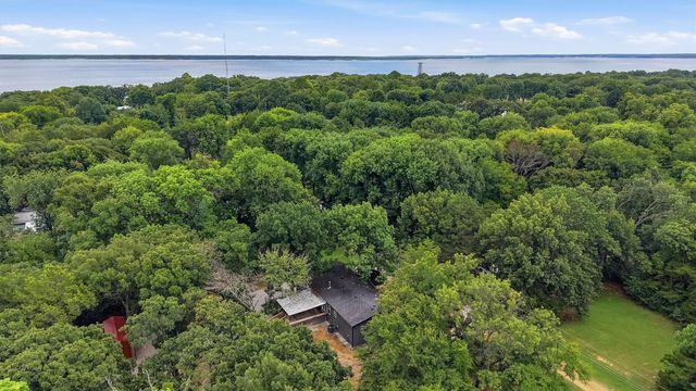 41 Missouri Avenue, Pottsboro, TX 75076