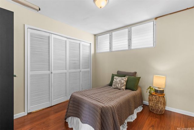 2440 Date Street 303, Honolulu, HI 96826