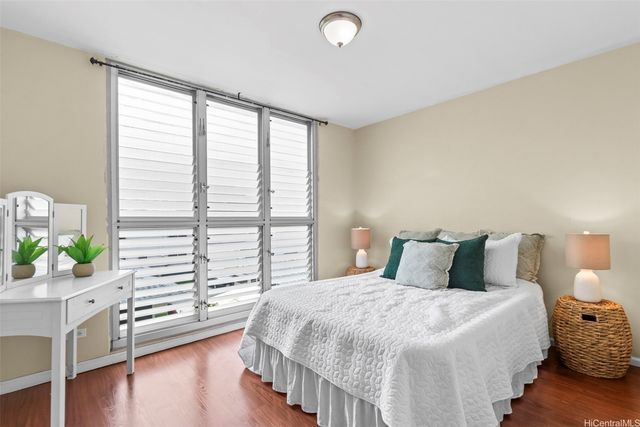 2440 Date Street 303, Honolulu, HI 96826