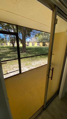 507 Meadows Cir 507, Boynton Beach, FL 33436