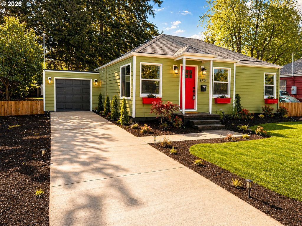 8734 Ne ALBERTA St, Portland, OR 97220